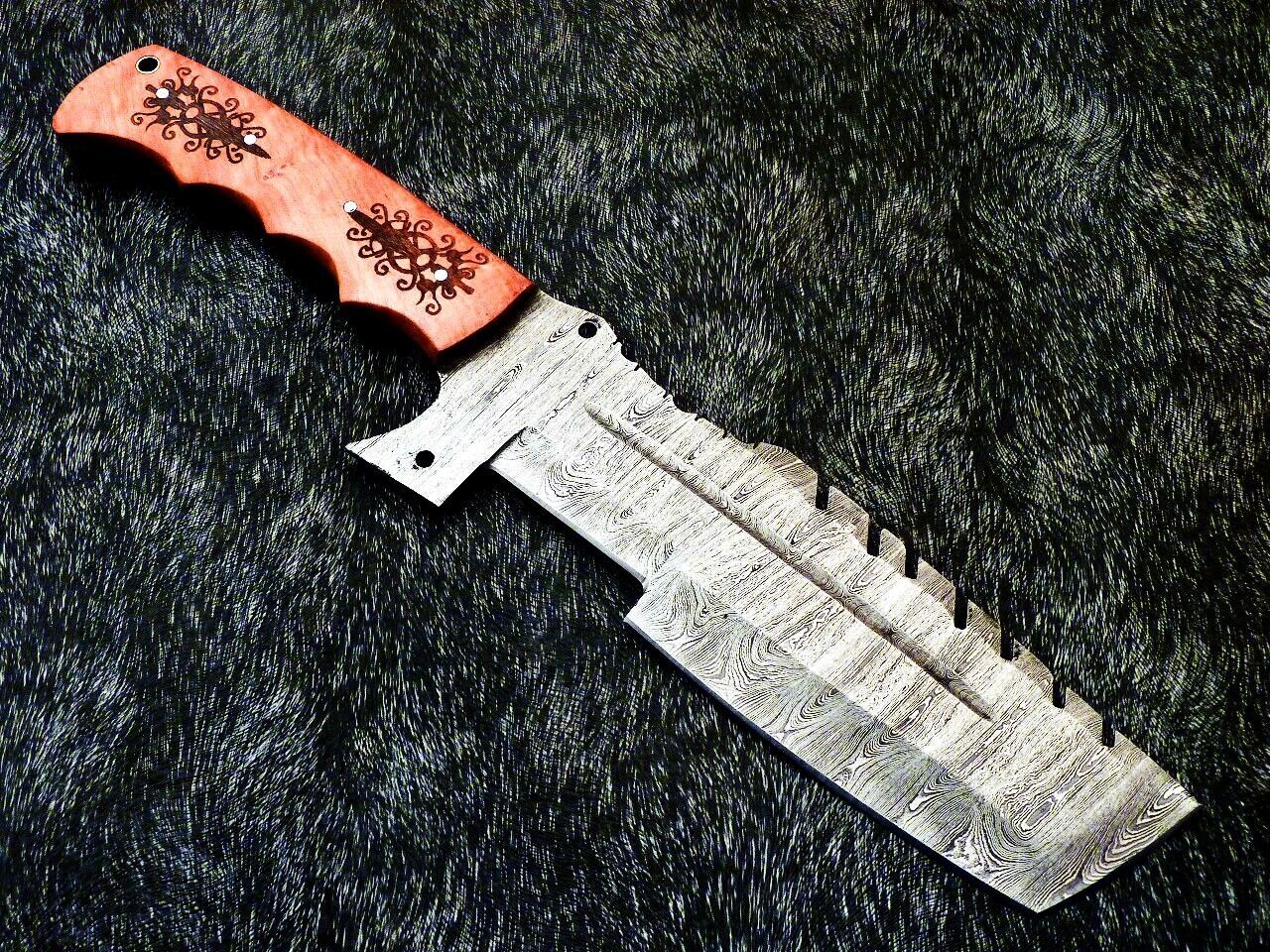 13.5 Inch Handmade Damascus Full Tang Bowie Knife with Olive Wood Handle
