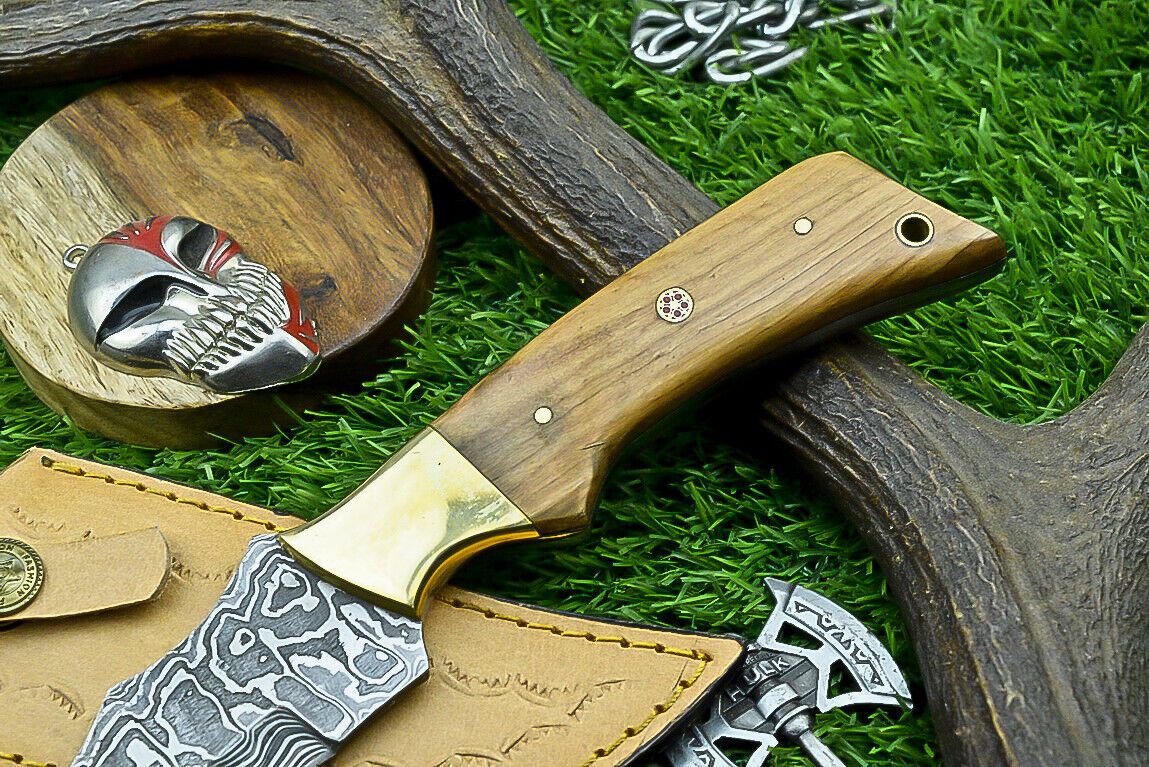 10" Hand-Forged Damascus Bowie Knife – Wooden Handle & Brass Bolster