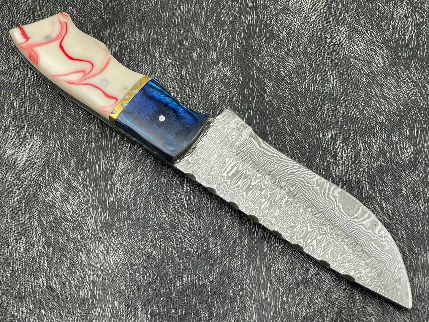 Heritage Forge 10 Inch Handmade Damascus Steel Bowie Knife with Resin and Hardwood Handle and Leather Sheath