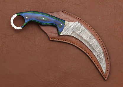Handmade Damascus Karambit Knife Damascus Steel Hunting Knife with Wood Handle