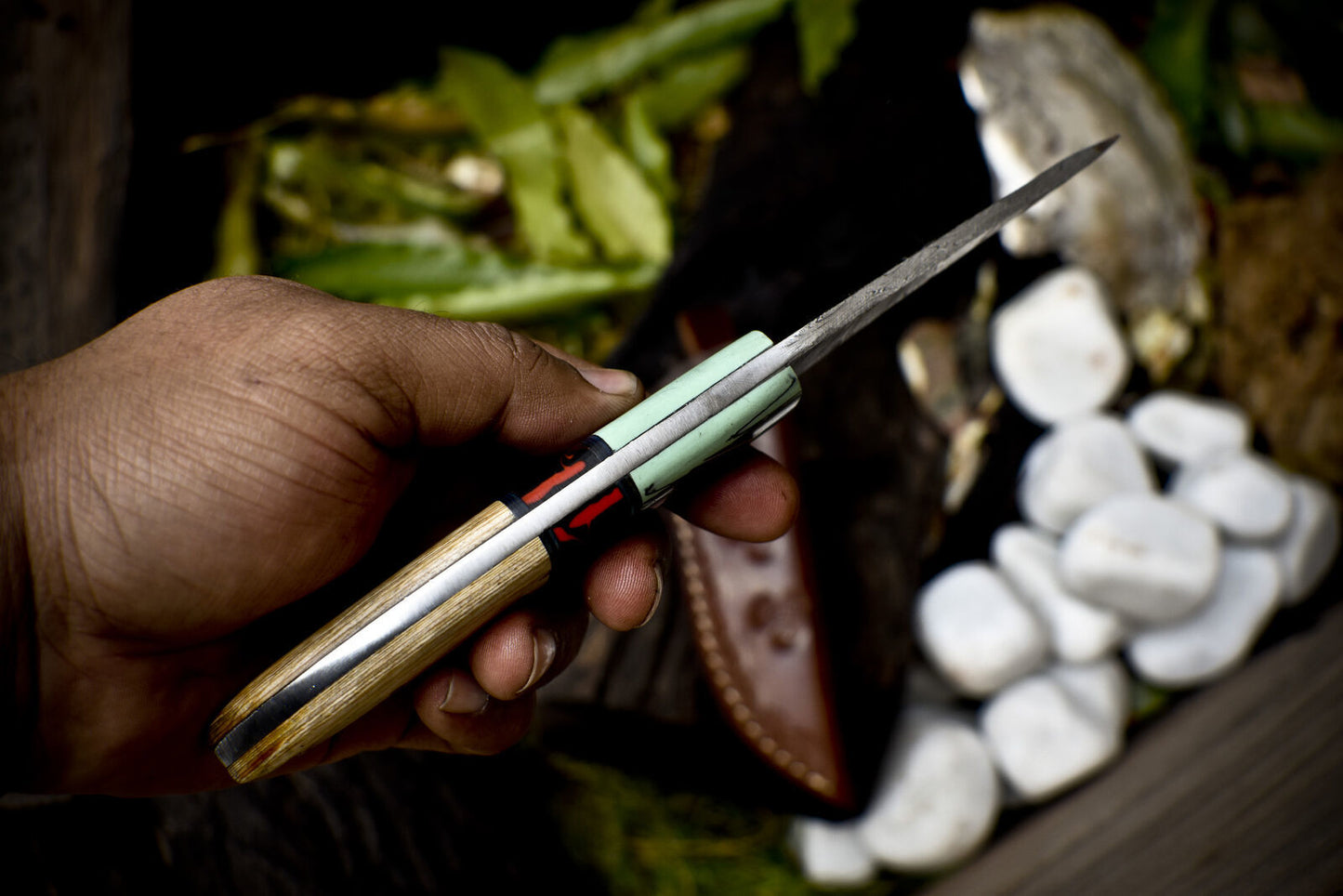 Twist Damascus Skinner Knife with Mixed Material Handle – 8.5" Handmade Hunting Blade