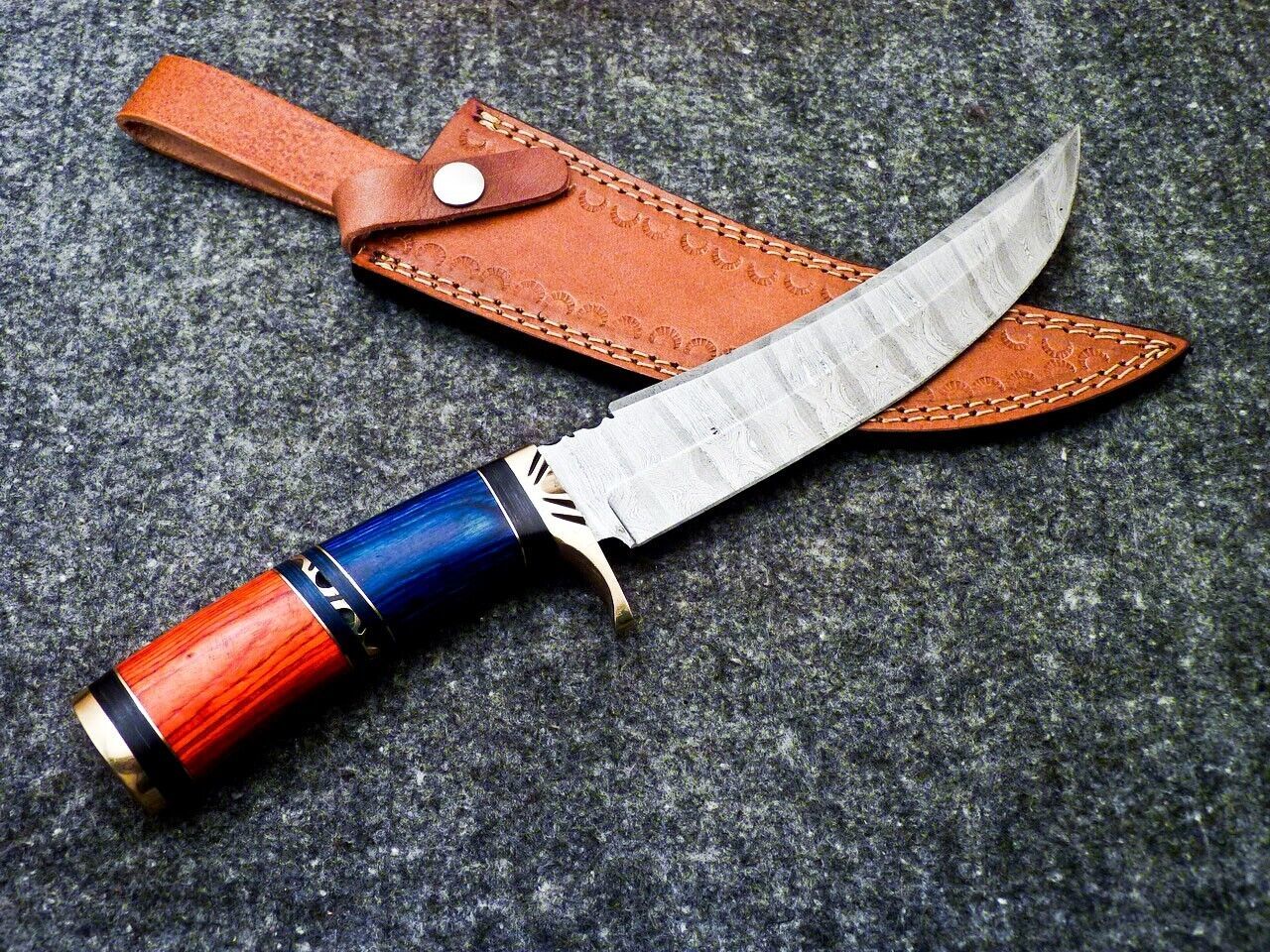 13" Damascus Hunting Bowie Knife – Hardwood Handle | Full Tang with Sheath