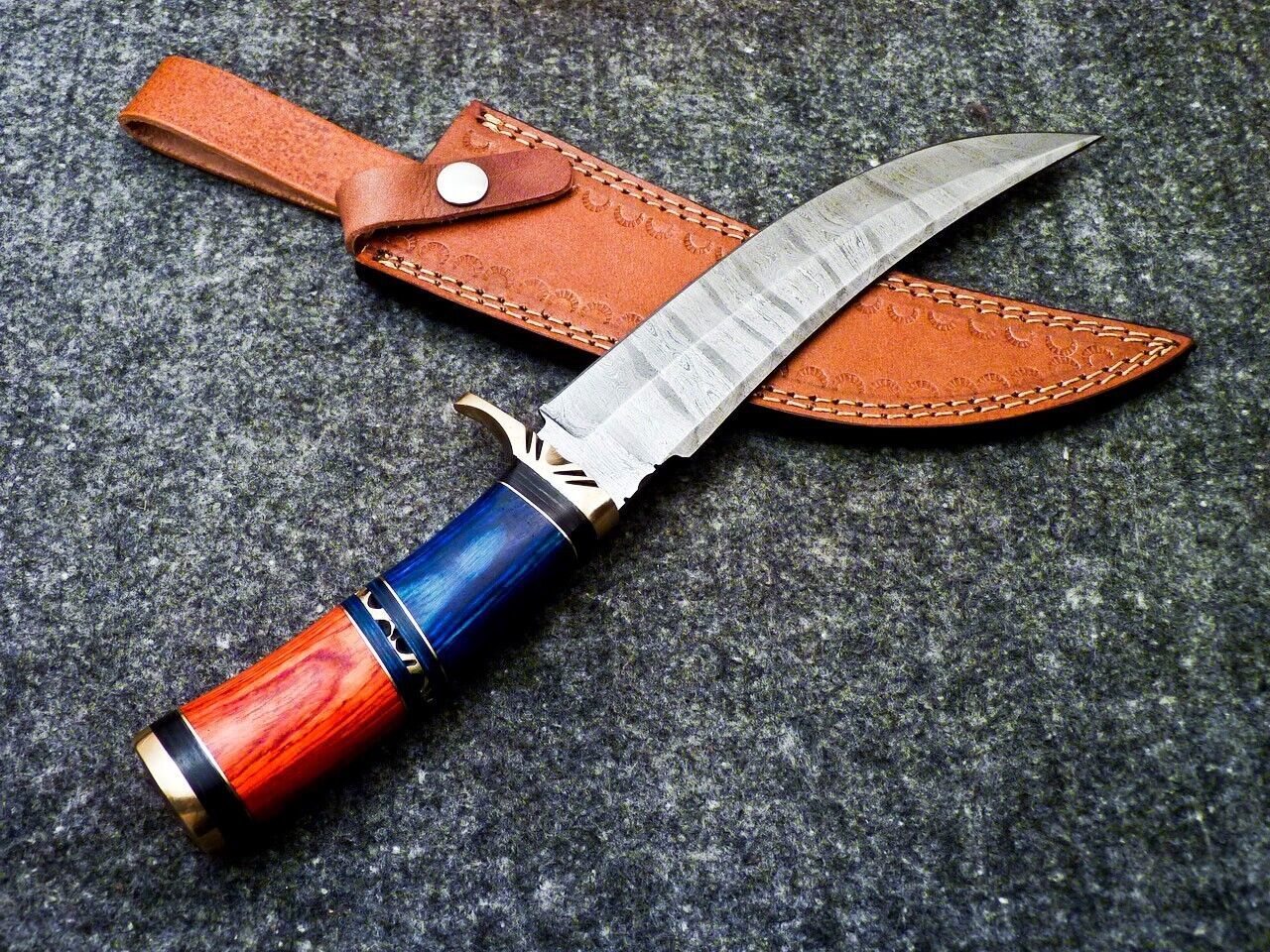 13" Damascus Hunting Bowie Knife – Hardwood Handle | Full Tang with Sheath