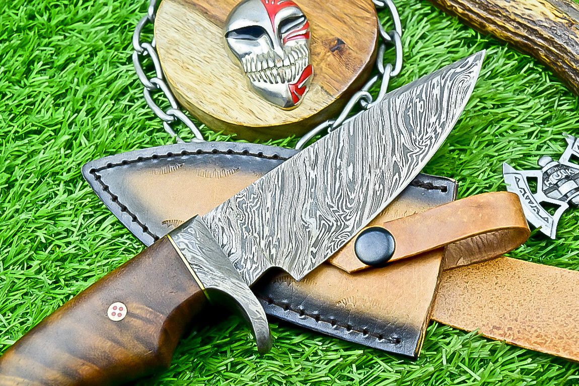 10" Damascus Bobcat Hunting Knife with Wood Handle & Steel Bolster – Handmade Full Tang Knife