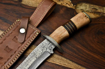 14" Damascus Bowie Knife – Olive Wood Handle & Leather Sheath