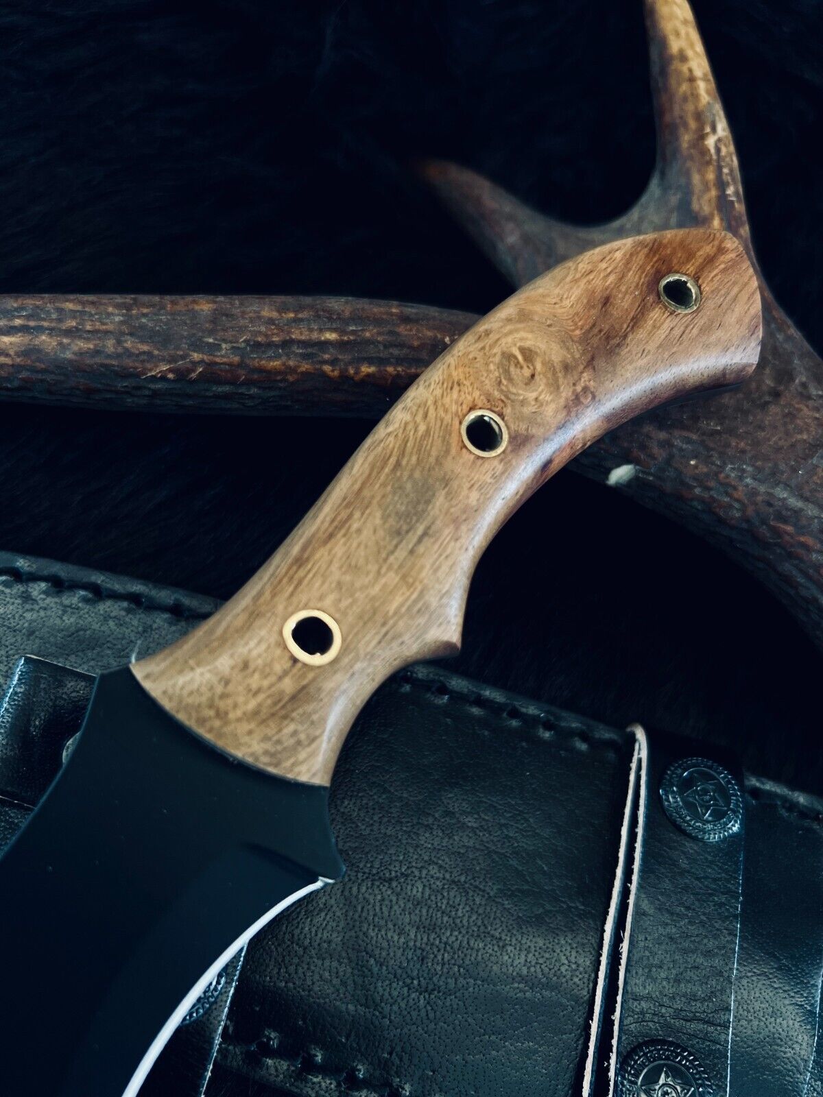 9" Handmade D2 Steel Bowie Knife – Camel Bone & Wood Handle