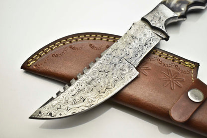 Handmade Damascus Blade Camping Tracker Full Tang Knife with Ram’s Horn Handle