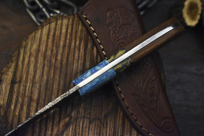 Twist Damascus Skinner Knife with Walnut Wood Handle for Outdoor Hunting