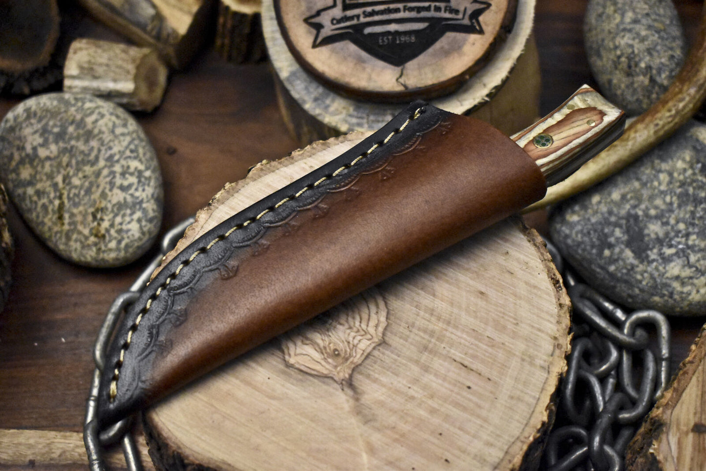 Twist Damascus Skinner Knife with Olive Wood Handle and Brass Guard