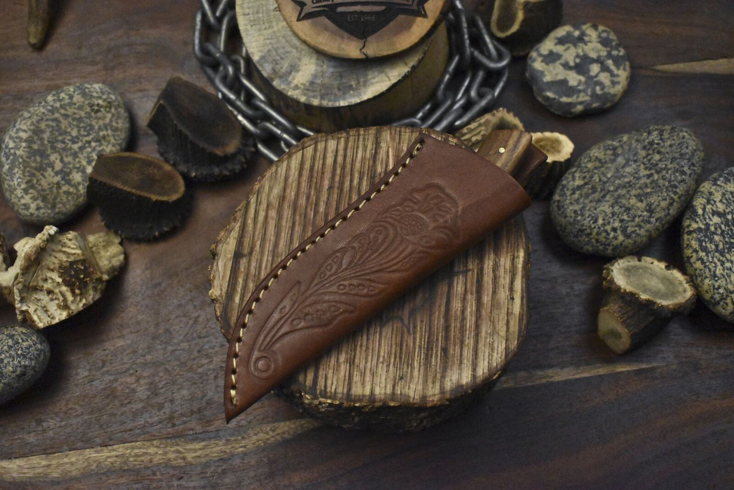 Forged Twist Damascus Skinner Knife with Bone and Wood Handle – Compact Tactical Hunting Blade