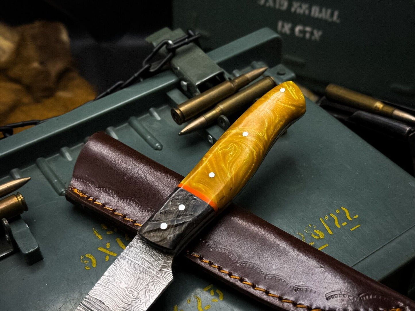 Handmade Damascus Steel Vegetable Chef Knife – Resin Handle with Cowhide Sheath