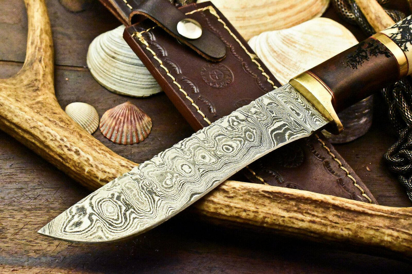 11" Damascus Bowie – Laser Etched Blade & Stained Camel Bone Handle