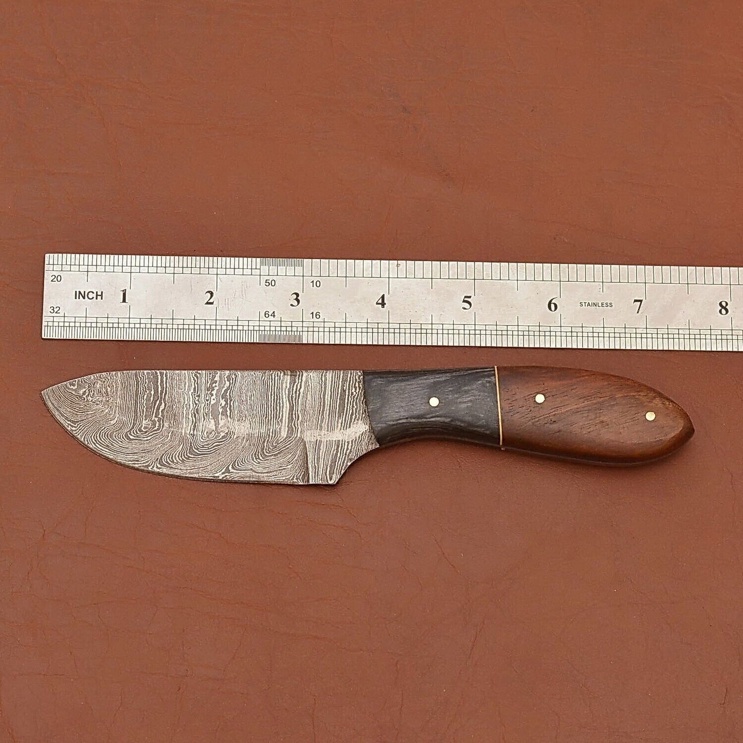 Custom Damascus Steel Skinner Knife with Wood Handle for Hunting Camping and Survival