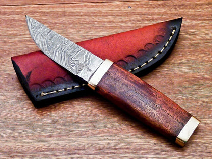 7.5” Compact Damascus Bowie Knife | Natural Wood Handle