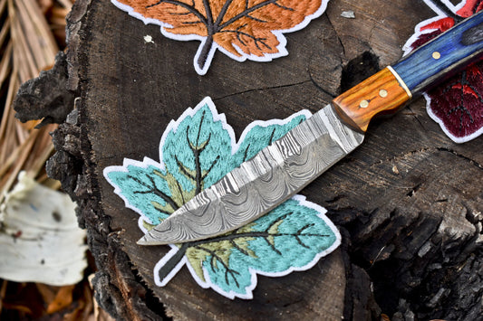 Custom Twist Damascus Skinner Knife – Hardwood Handle with Wooden Bolster & Leather Sheath
