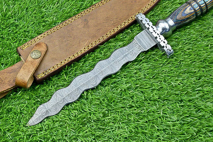15” Damascus Kris Bowie Knife – Pakka Wood & Twisted Blade Design