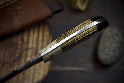 Custom Damascus Skinner Knife Twist Pattern Hardwood Handle Camping Limited Edition