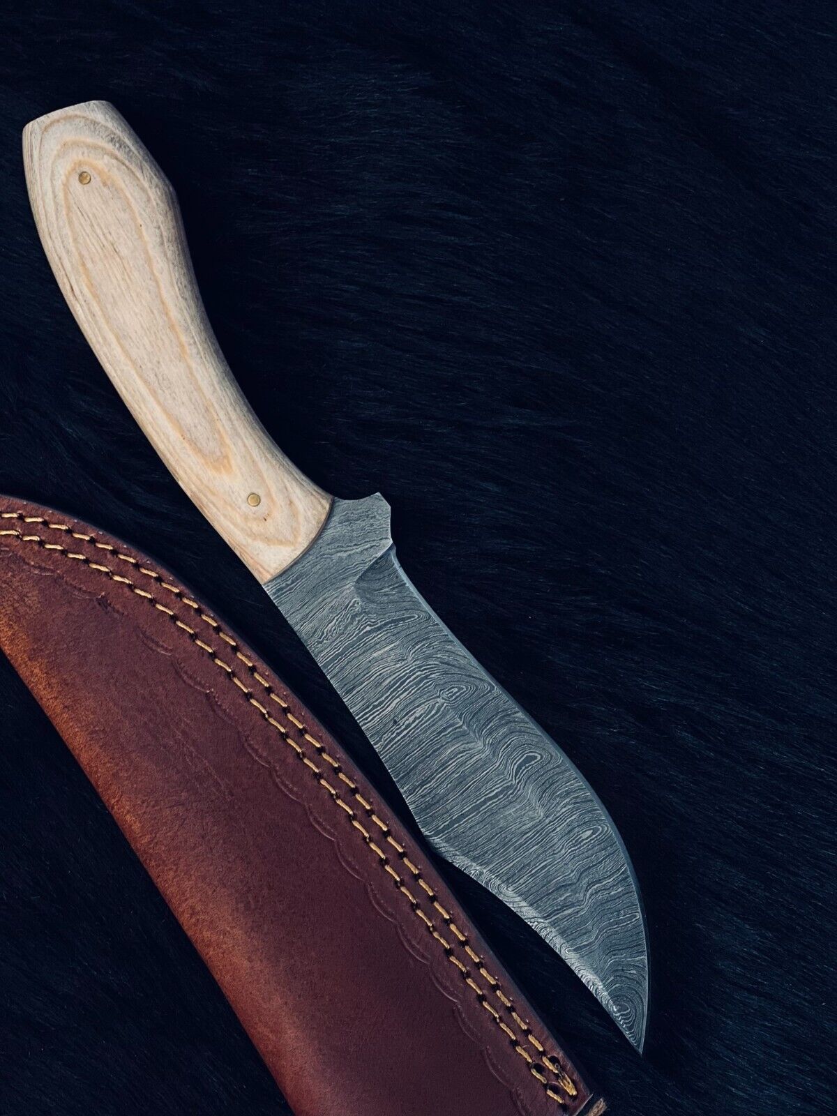 Heritage Forge 11 Inch Twist Damascus Steel Skinner Knife with Camel Bone and Wood Handle