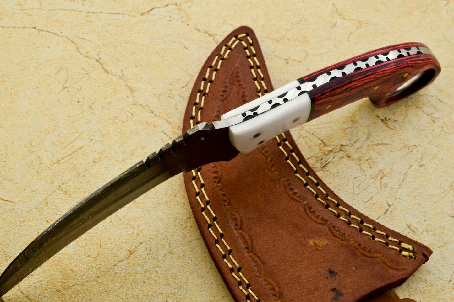 Handmade Best Karambit Knife Full Tang Damascus Steel Hunting Knife With Wood and Resin Handle