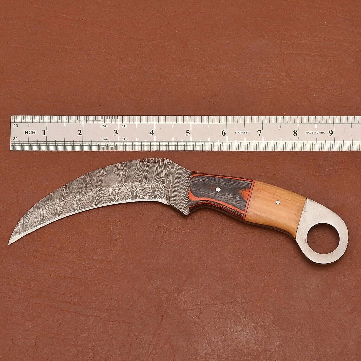 Handmade Damascus Karambit Damascus Steel Karambit Hunting Knife with Wood Handle