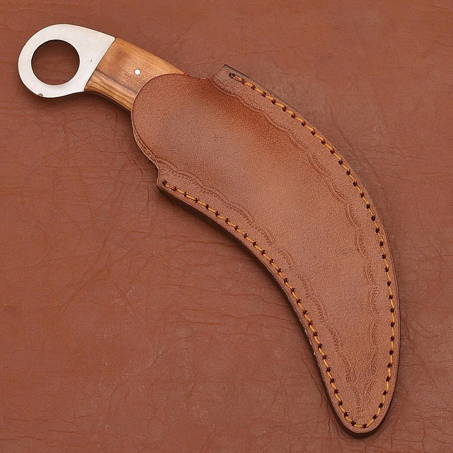 Handmade Damascus Karambit Damascus Steel Karambit Hunting Knife with Wood Handle