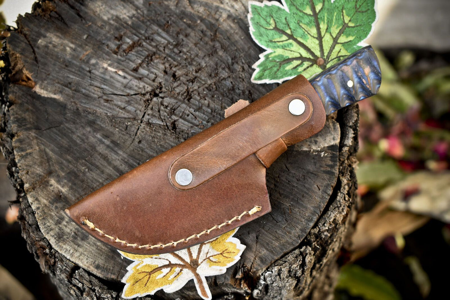 Twist Damascus Skinner Knife with Gut Hook and Hardwood Handle – Hand Forged EDC Hunting Blade