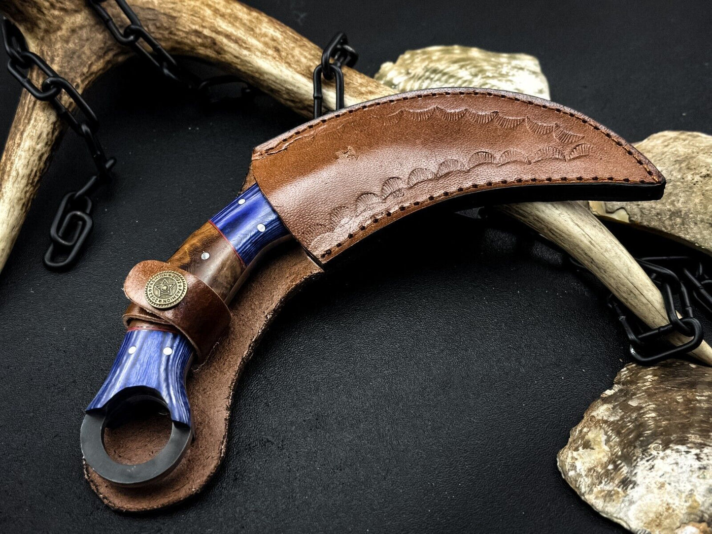 Damascus Karambit Hunting Knife 9" Damascus Steel Karambit with Wood Handle
