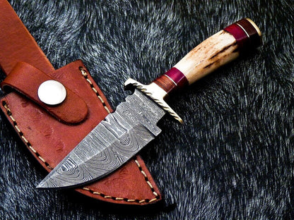 6" Hand-Forged Damascus Steel Bowie Hunting Knife – Stag Horn Handle & Leather Sheath