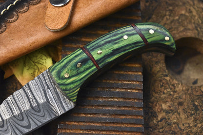 Custom Skinner Knife Twist Damascus Hard Wood Wooden Bolster Tactical Knife with Leather Sheath