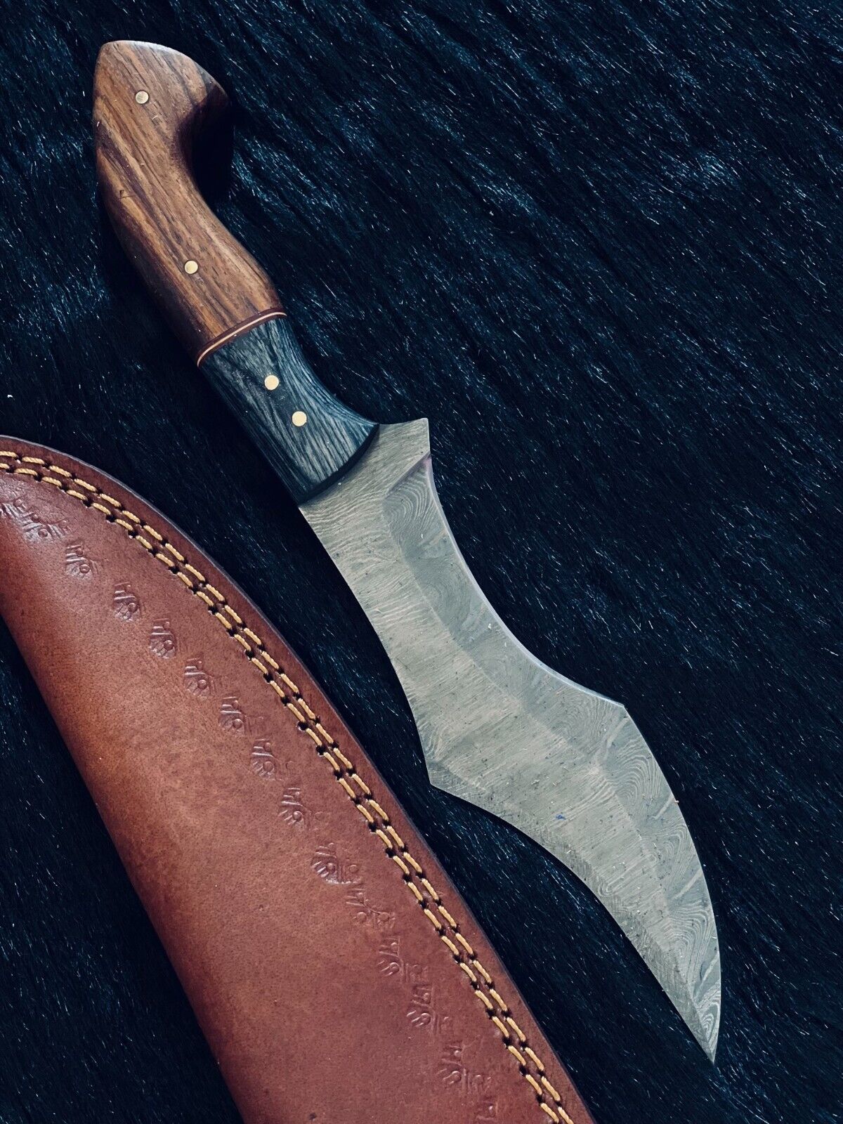 Heritage Forge 10.5 Inch Fire Damascus Steel Hunting Knife with Camel Bone and Wood Handle