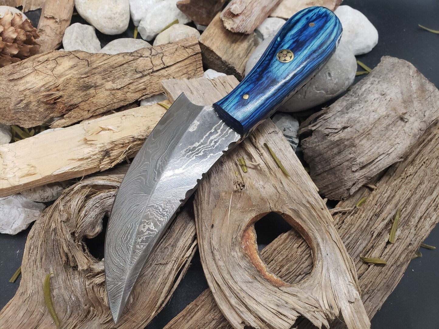 7" Handmade Damascus Hunting Bowie Knife | Blue Wood Handle & Leather Sheath