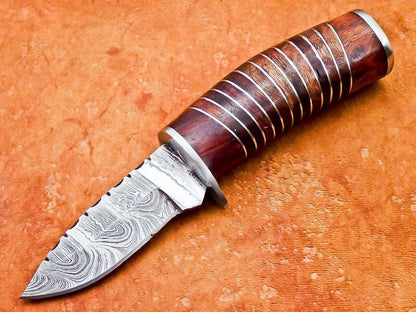 7.5" Handmade Damascus Bowie Knife with Natural Hardwood Handle