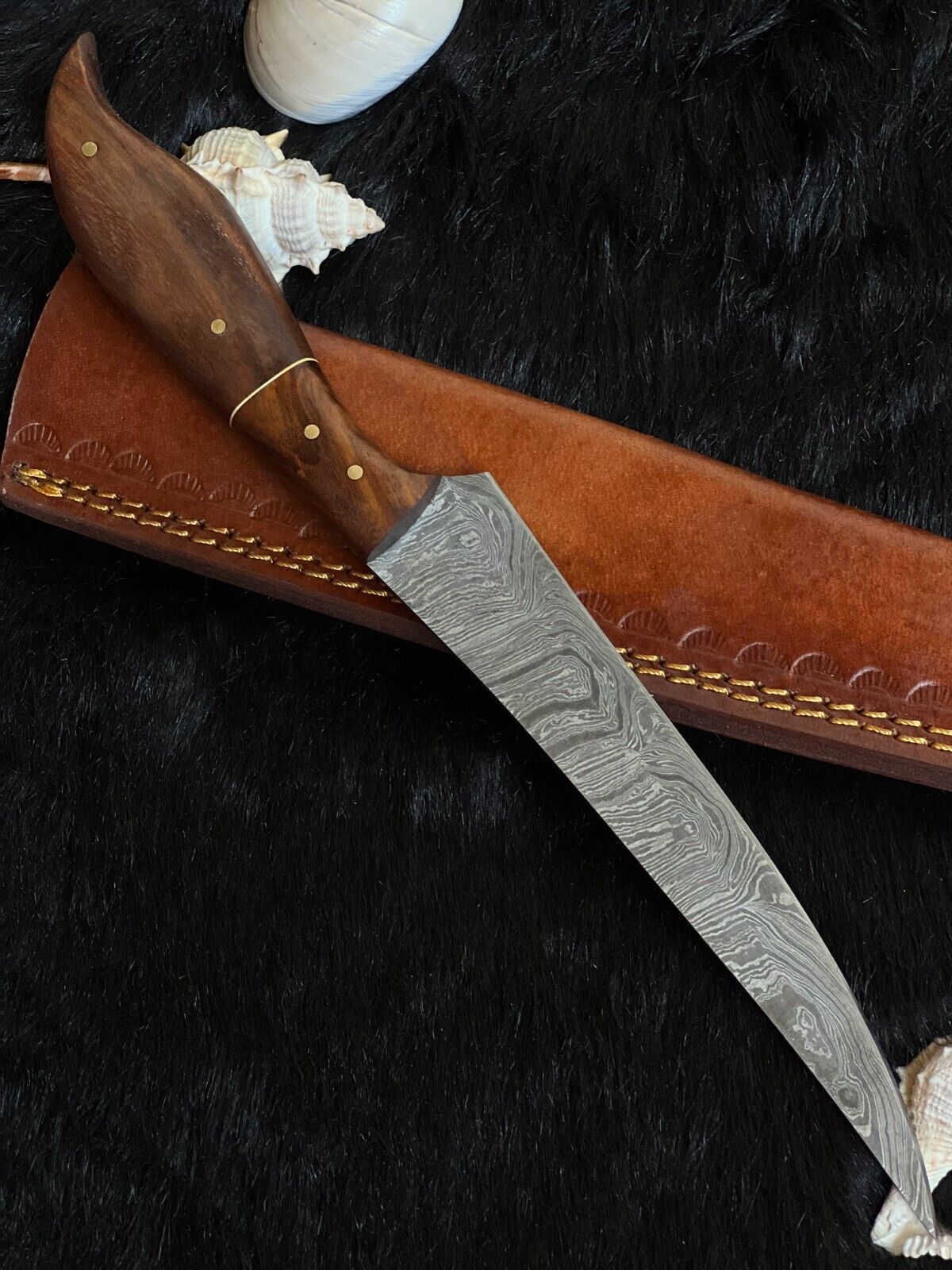 12" Handmade Damascus Bowie Knife – Camel Bone & Wood Handle | Twist Pattern Blade
