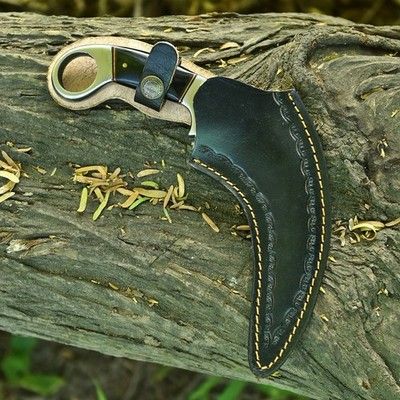 Custom Handmade Damascus Karambit Knife Full Tang Damascus Steel Knife with Sheath
