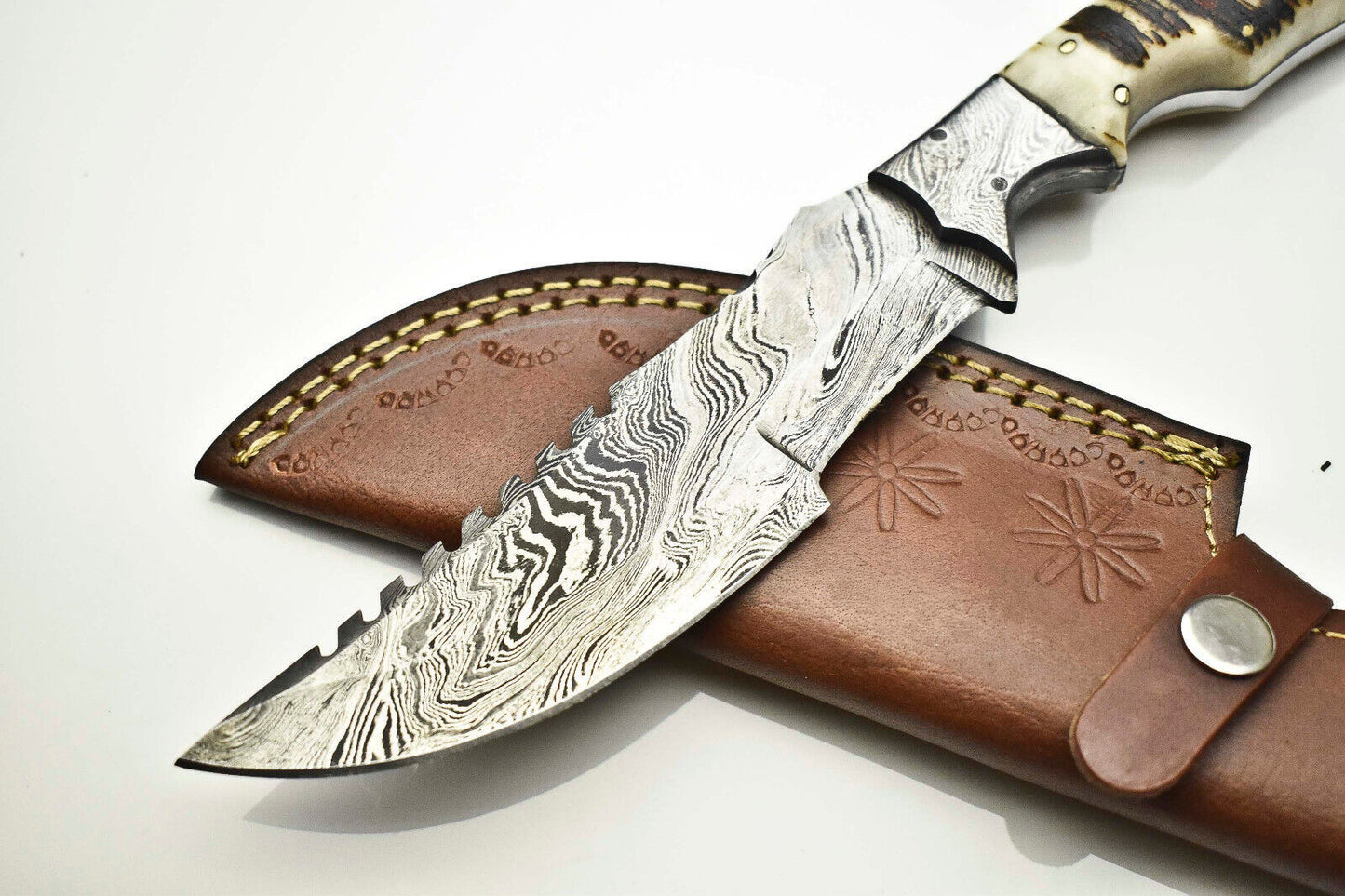 Handmade Damascus Tracker Knife | Ram’s Horn Handle | Full Tang Camping Blade