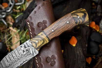 9.5" Damascus Skinner Knife Gut Hook Ladder Pattern Walnut Wood Hunting Blade