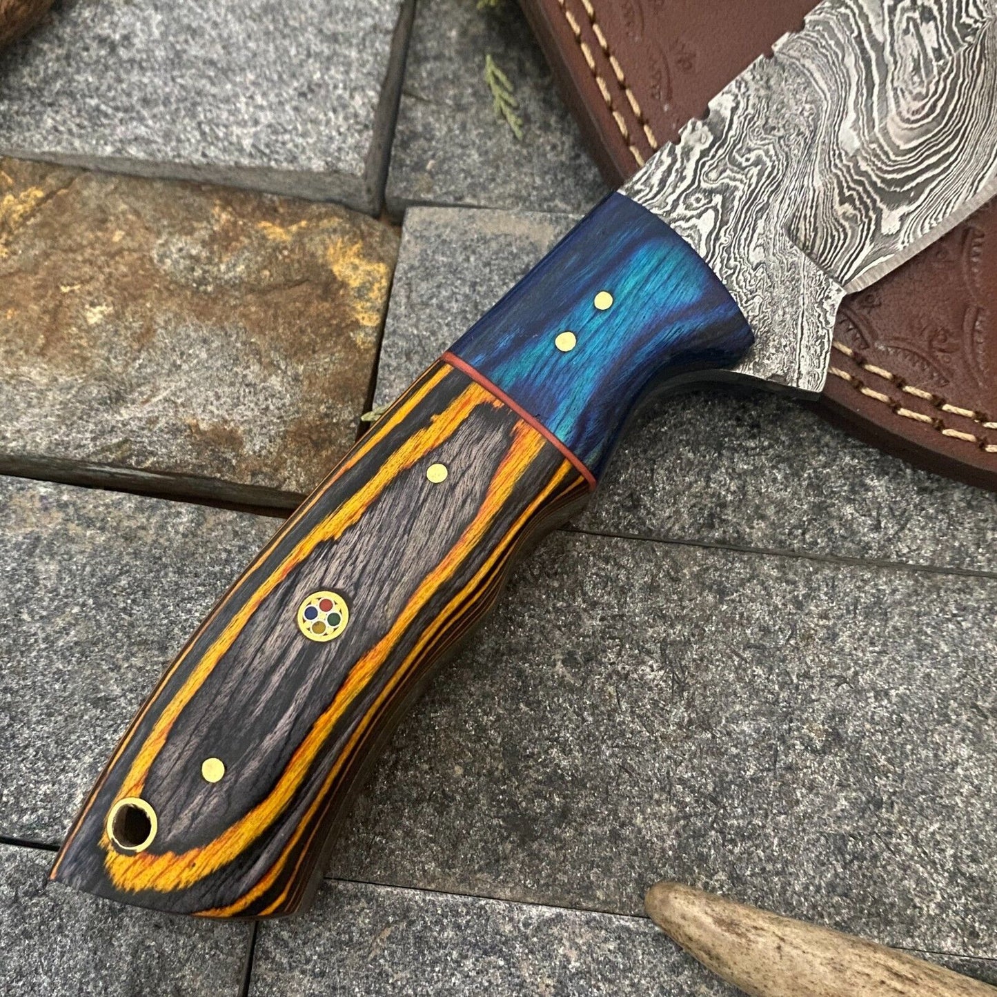 HAND FORGED Damascus Steel Skinner Gut Hook Hunting Knife with Sheath