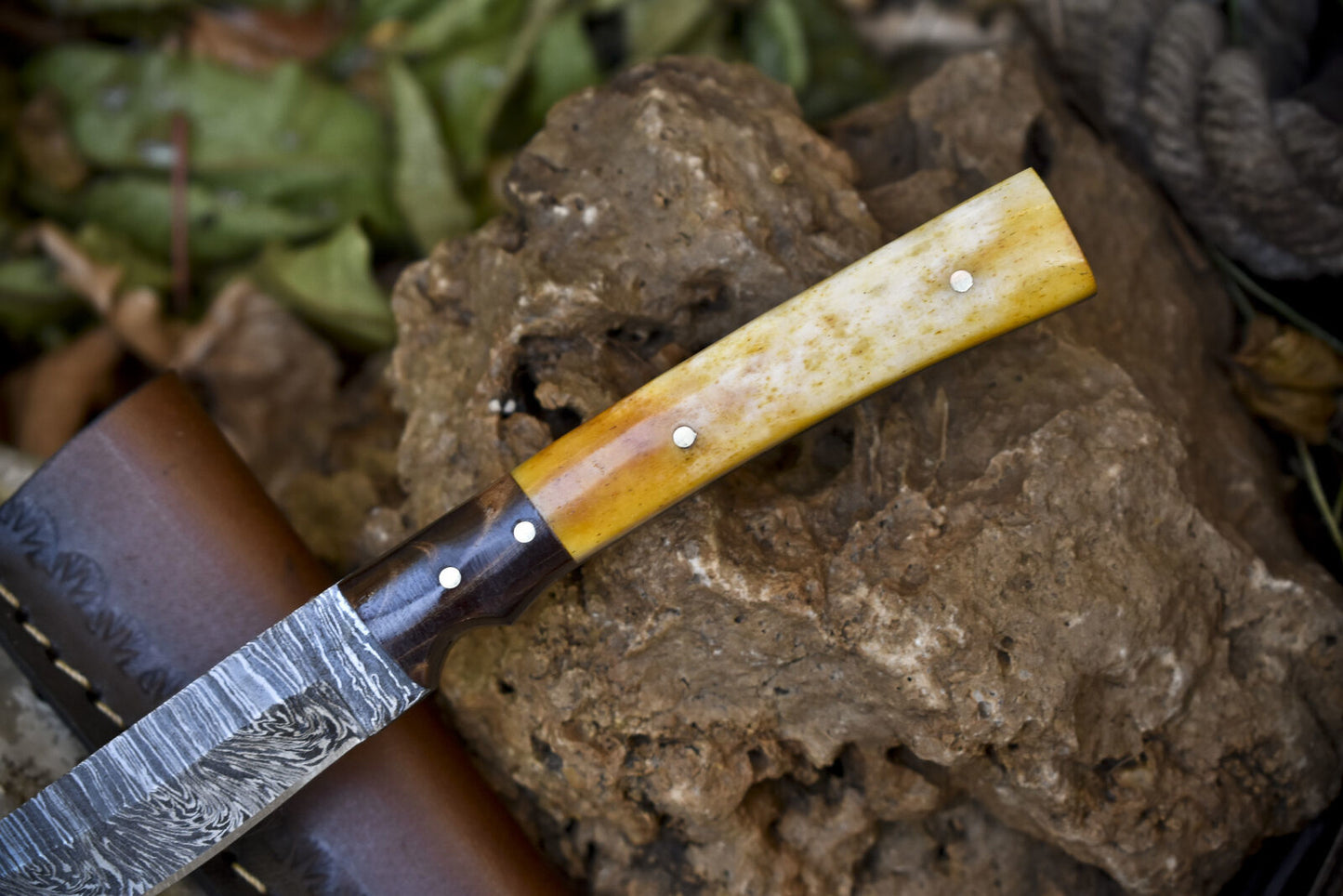 Unique Damascus Skinner Hunting Knife with Twist Pattern Bone Handle and Micarta Bolster