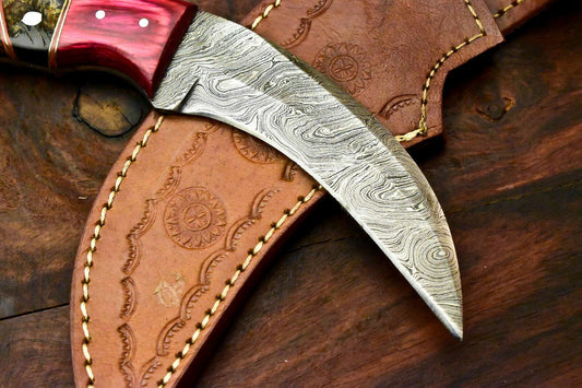 9"Damascus Karambit Damascus Steel Karambit Knife With Wood and Ram Horn Handle
