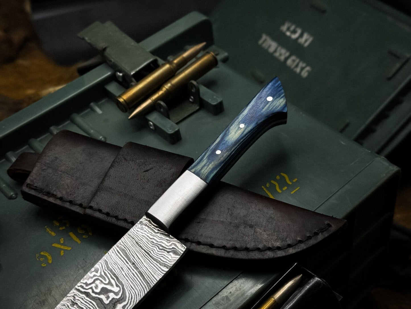 Handmade Damascus Steel Hunting & Kitchen Knife with Wood Handle and Leather Sheath