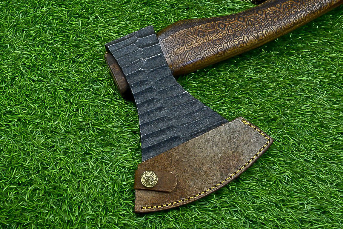 Handcrafted Viking Tomahawk Axe – Carbon Steel Blade with Rosewood Handle and Leather Sheath