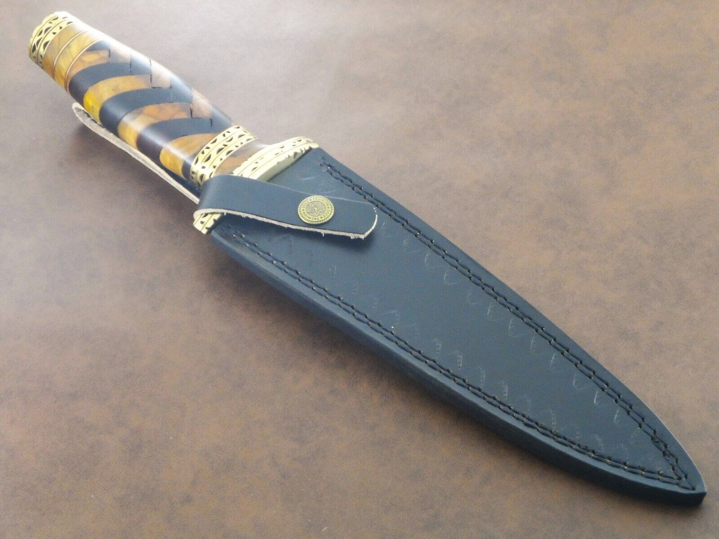 Rugged 13.5" Damascus Bowie Knife with Olive & Natural Wood Handle