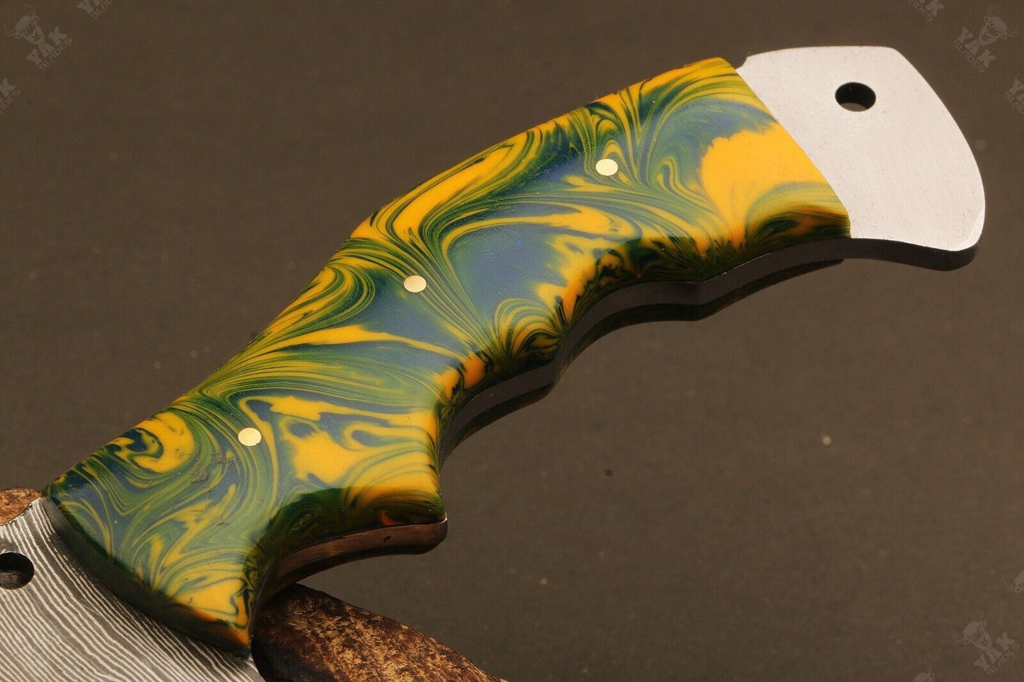 10.5" Handmade Ladder Damascus Tracker Bowie Knife – Resin Handle