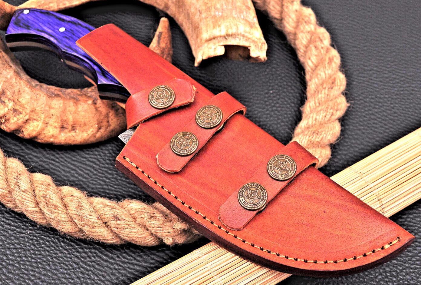 Custom Handmade Bushcraft Hunting Tracker Knife – Forged Damascus Steel Fixed Blade with Wood Handle & Sheath