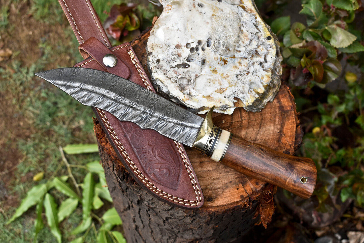 Custom Forged Damascus Handmade Hunting Camping Survival Bowie Knife With Wood Handle