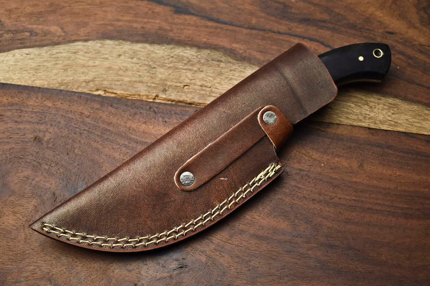 10" Handmade Damascus Steel Tracker Knife – Full Tang Blade with Bull Horn Handle & Leather Sheath
