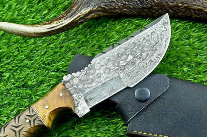 10 Inch Damascus Steel Bowie Tracker Knife with Natural Wood Handle
