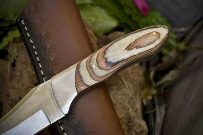 Skinner Knife – ATS-34 Steel, Olive Wood Handle, Decorative Blade