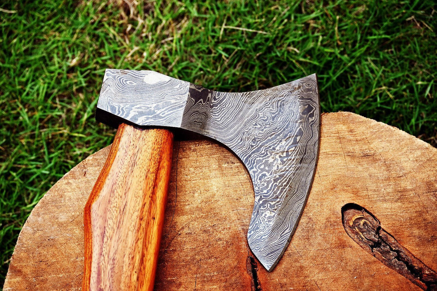 Handmade Axe Hatchet Tomahawk Wood Handle | Hand Forged Damascus Steel Twist Pattern – 17.5-Inch Viking Axe with Leather Sheath