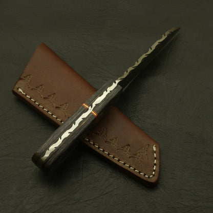 Twist Pattern Damascus Steel Skinner Hunting Knife – Engraved Pakka Wood Handle with Leather Sheath